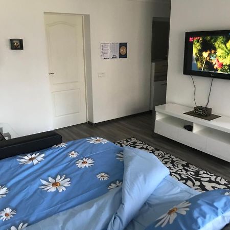 Fine Apartment Jelgava Luaran gambar