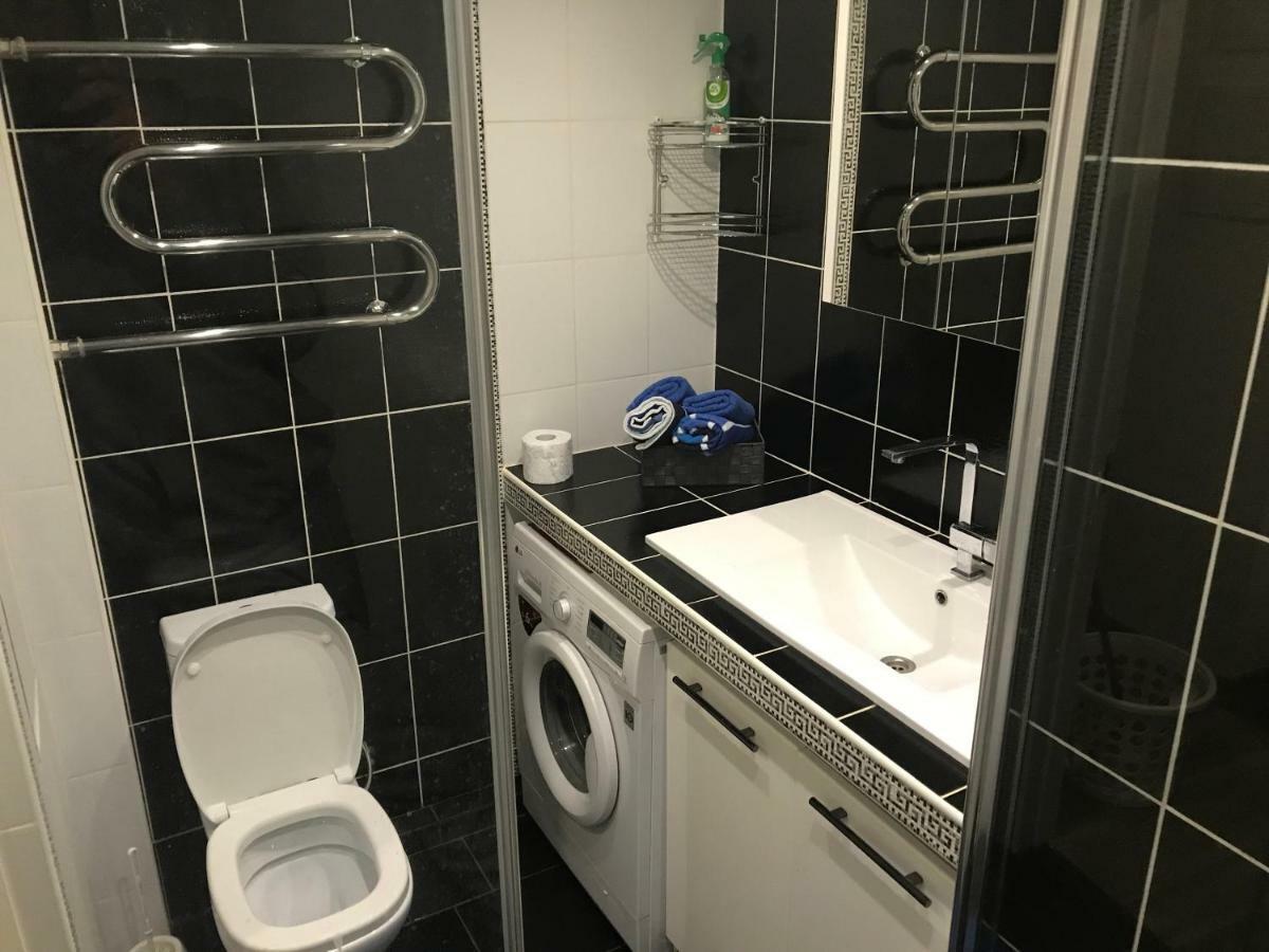 Fine Apartment Jelgava Luaran gambar